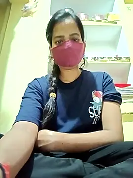 Snapshot of Pooja_cut chatting on 14, 10, 2025 Pooja cut online show from 14, 10, 2025