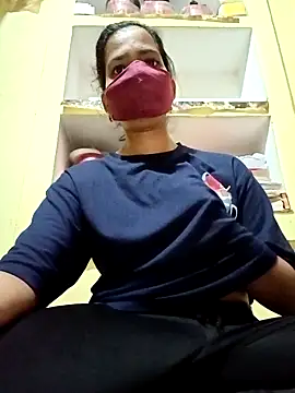 Snapshot of Pooja_cut chatting on 2, 11, 2025 Pooja cut online show from 2, 11, 2025