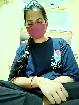 Snapshot of Pooja_cut chatting on 4, 11, 2025 Pooja cut online show from 4, 11, 2025