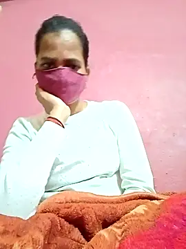 Snapshot of Pooja_cut chatting on 8, 11, 2025 Pooja cut online show from 8, 11, 2025