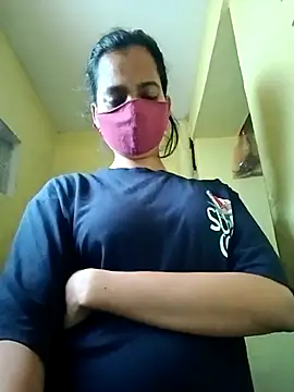 Snapshot of Pooja_cut chatting on 10, 11, 2025 Pooja cut online show from 10, 11, 2025