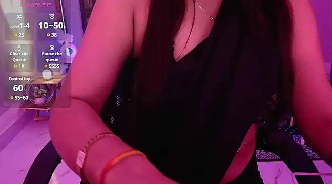 Snapshot of Mitikaa chatting on 27, 2, 2025 Mitikaa online show from 27, 2, 2025