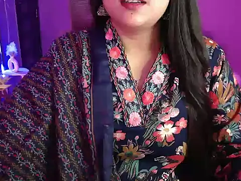 Snapshot of Mitikaa chatting on 25, 9, 2025 Mitikaa online show from 25, 9, 2025