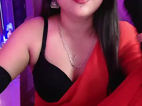 Snapshot of Mitikaa chatting on 26, 9, 2025 Mitikaa online show from 26, 9, 2025