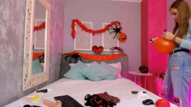 Snapshot of LustyRosee chatting on 29, 10, 2025 LustyRosee online show from 29, 10, 2025