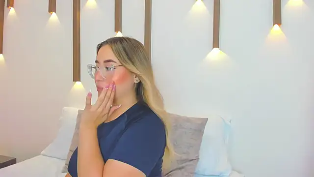 antonella cutie  online show from 10, 3, 2025