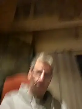 dimitrimarek online show from 4, 1, 2025