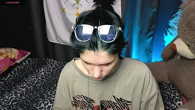 Hyeon Jin online show from 12, 1, 2025