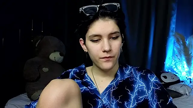 Hyeon Jin online show from 13, 3, 2025