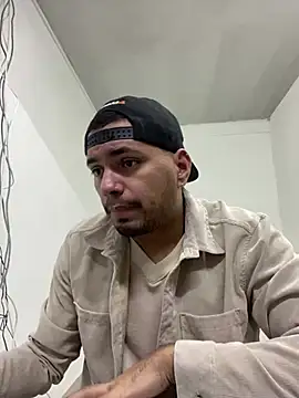 Snapshot of EnriquevillaF chatting on 18, 1, 2025 EnriquevillaF online show from 18, 1, 2025