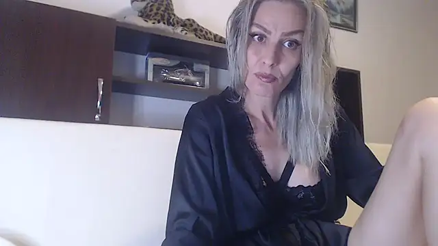 AshlineKatte online show from 22, 9, 2025