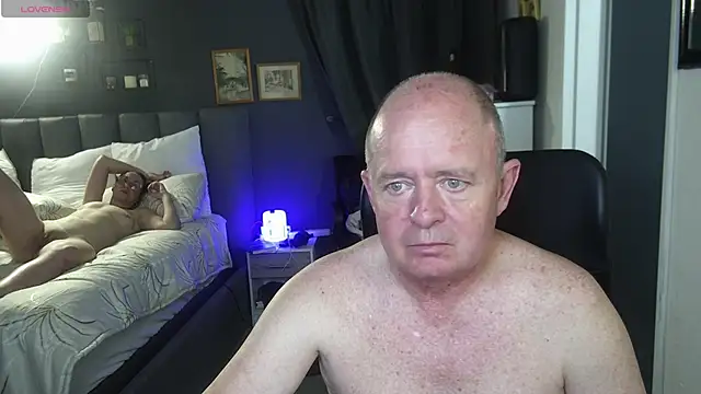 boeslaboes1 online show from 4, 11, 2025