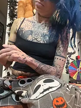 trashbrat online show from 23, 11, 2025