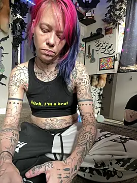 trashbrat online show from 31, 5, 2026