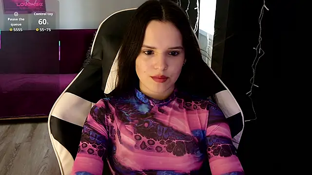 Snapshot of Harleen_Moore chatting on 28, 7, 2026 Harleen Moore online show from 28, 7, 2026
