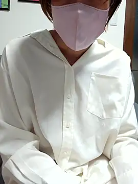 Snapshot of ----saori----- chatting on 20, 4, 2026 ----saori----- online show from 20, 4, 2026