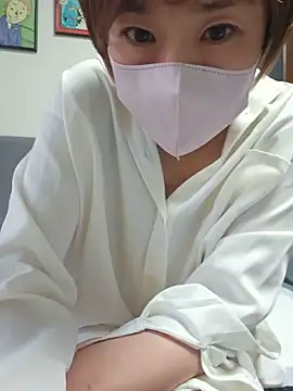 Snapshot of ----saori----- chatting on 11, 5, 2026 ----saori----- online show from 11, 5, 2026