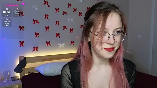 MaryBliss online show from 11, 3, 2025