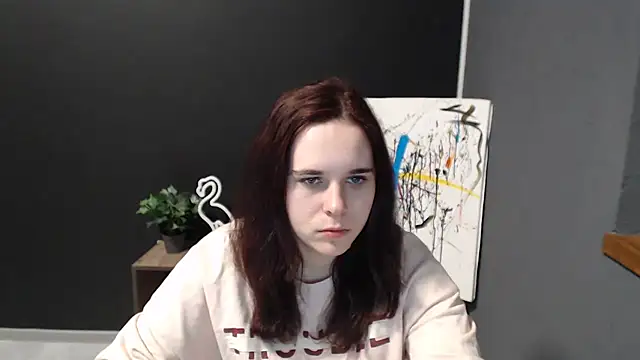 mini girly online show from 25, 1, 2025