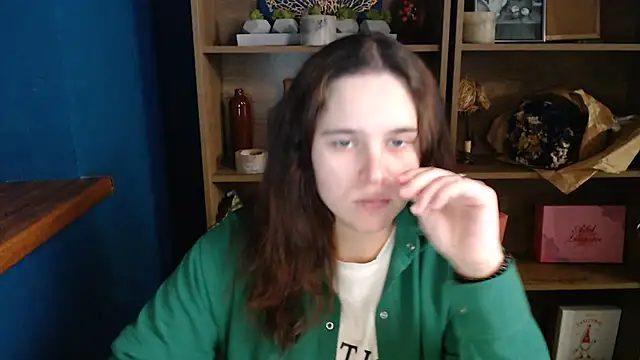 mini girly online show from 22, 10, 2025