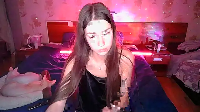 NicoleCaramel online show from 16, 11, 2025