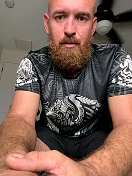 Snapshot of 32XRedBeard chatting on 10, 10, 2025 32XRedBeard online show from 10, 10, 2025