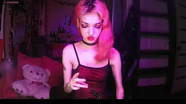 Ink  pleasure online show from 7, 10, 2025