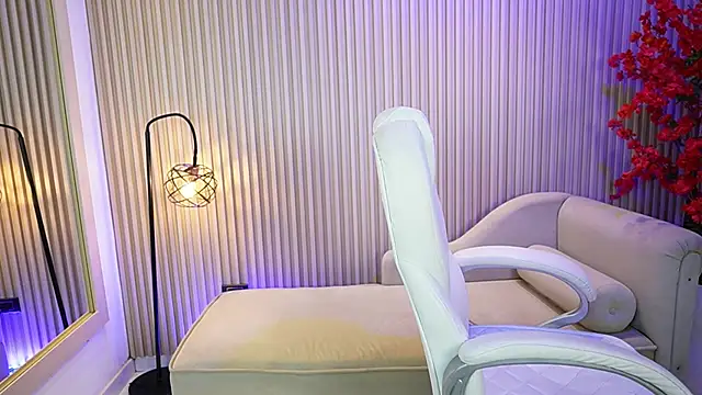 Snapshot of Emma_Walkerr_ chatting on 11, 9, 2025 Emma Walkerr online show from 11, 9, 2025