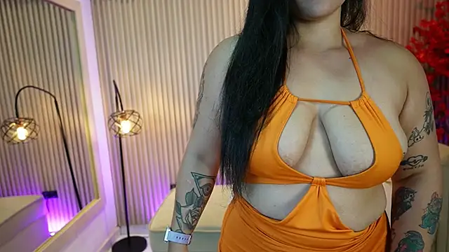 Snapshot of Emma_Walkerr_ chatting on 15, 9, 2025 Emma Walkerr online show from 15, 9, 2025