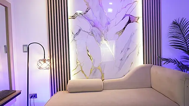 Emma Walkerr  online show from 30, 3, 2026