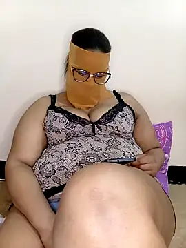 Snapshot of Samara-Bella chatting on 28, 2, 2025 Samara-Bella online show from 28, 2, 2025