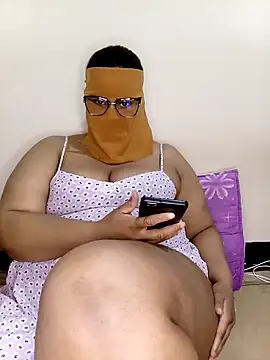 Snapshot of Samara-Bella chatting on 3, 3, 2025 Samara-Bella online show from 3, 3, 2025