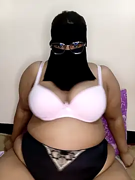 Snapshot of Samara-Bella chatting on 10, 3, 2025 Samara-Bella online show from 10, 3, 2025