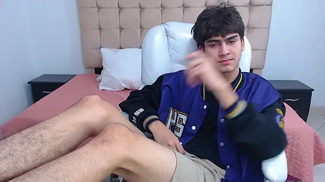 Snapshot of Tommy18__ chatting on 6, 2, 2025 Tommy18 online show from 6, 2, 2025