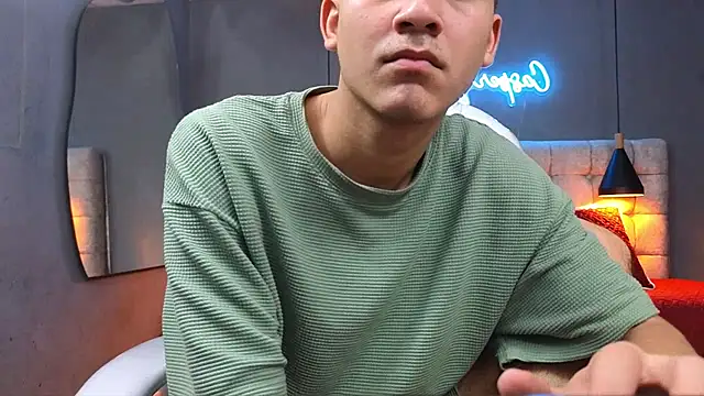 Snapshot of Tommy18__ chatting on 23, 2, 2025 Tommy18 online show from 23, 2, 2025