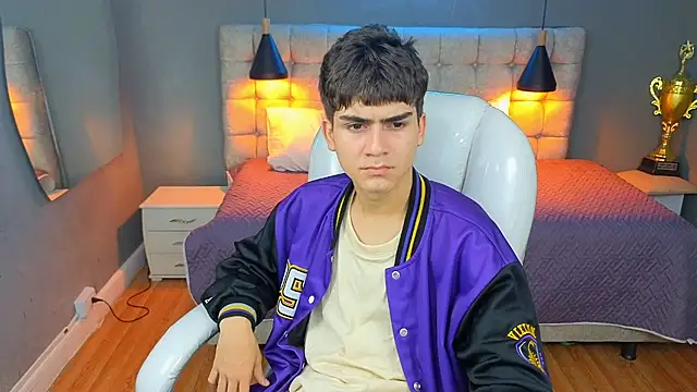 Snapshot of Tommy18__ chatting on 14, 3, 2025 Tommy18 online show from 14, 3, 2025