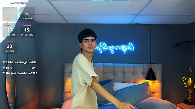 Snapshot of Tommy18__ chatting on 21, 3, 2025 Tommy18 online show from 21, 3, 2025