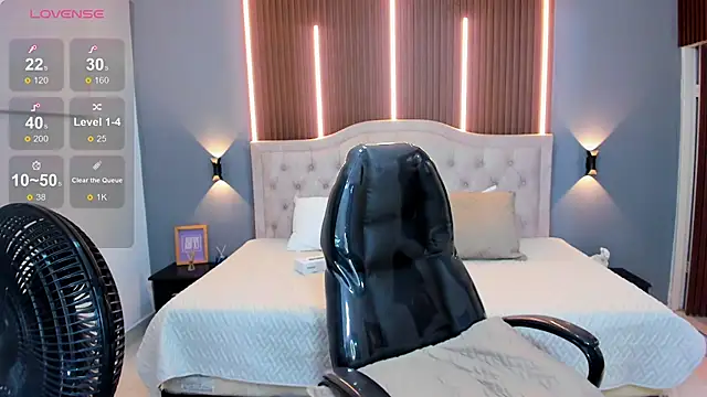 Snapshot of Tommy18__ chatting on 14, 9, 2025 Tommy18 online show from 14, 9, 2025