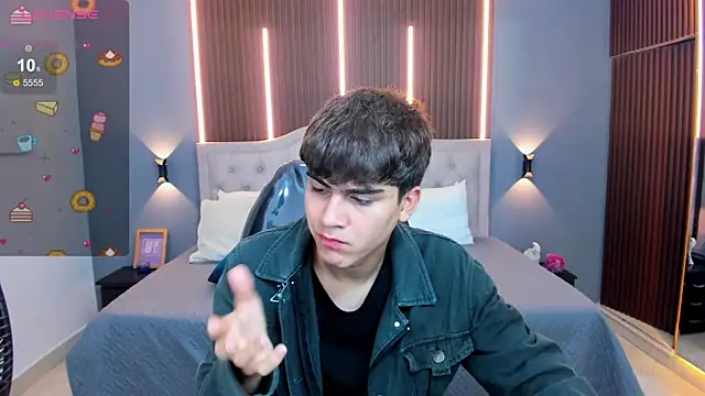 Snapshot of Tommy18__ chatting on 23, 11, 2025 Tommy18 online show from 23, 11, 2025