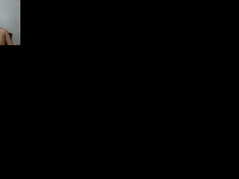 Snapshot of AgneloFly chatting on 8, 5, 2026 AgneloFly online show from 8, 5, 2026
