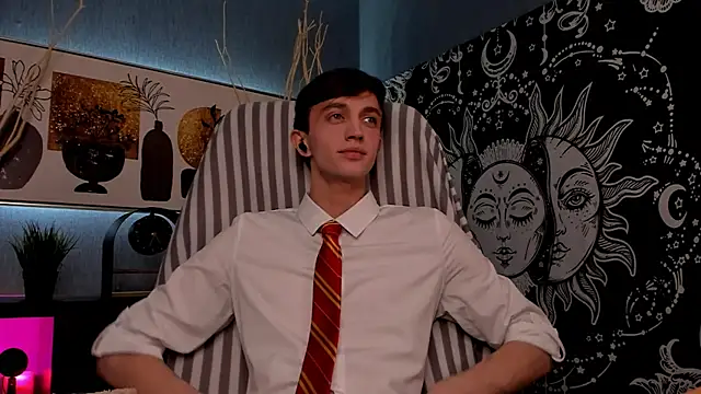 John Weasley online show from 8, 1, 2025