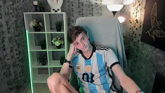 John Weasley online show from 7, 11, 2025