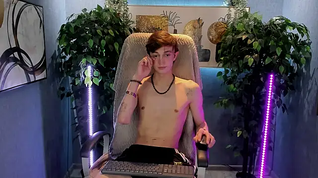 John Weasley online show from 1, 12, 2025