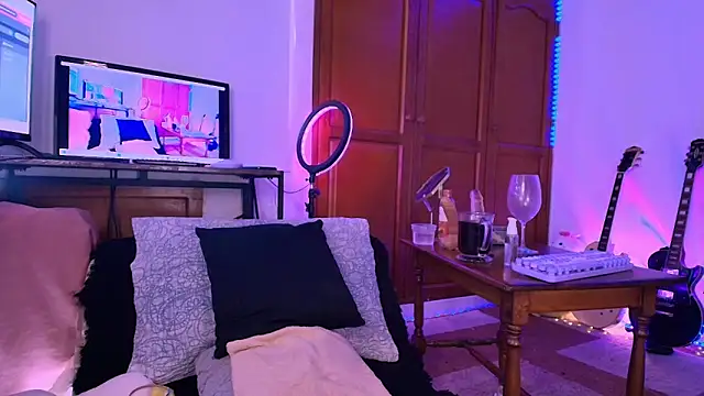 Snapshot of antonelawow chatting on 24, 4, 2026 antonelawow online show from 24, 4, 2026