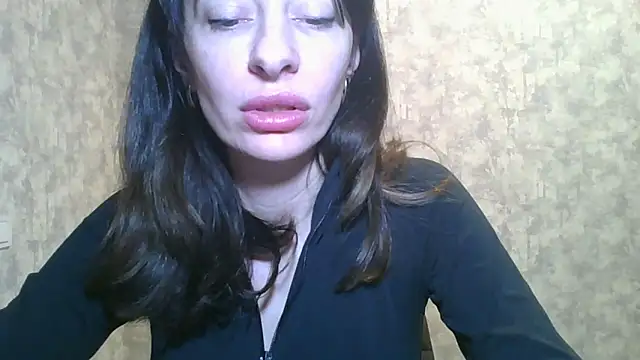 Snapshot of LissaBlossom chatting on 8, 1, 2025 LissaBlossom online show from 8, 1, 2025
