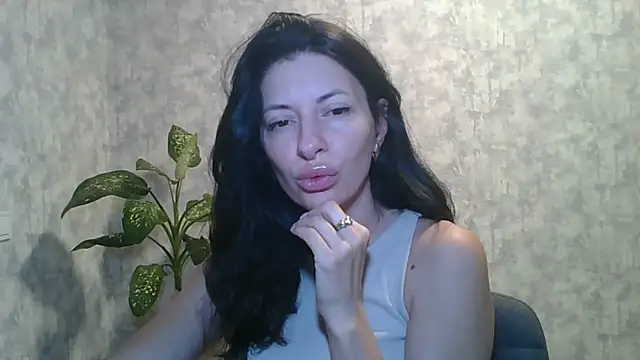 Snapshot of LissaBlossom chatting on 12, 9, 2025 LissaBlossom online show from 12, 9, 2025