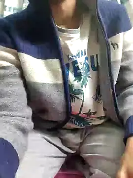 TOPMOON001 online show from 17, 1, 2025