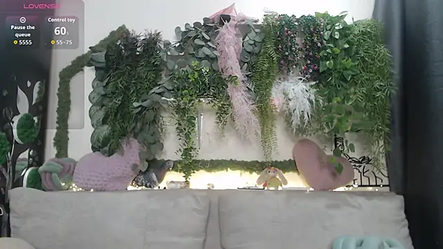 Snapshot of scyrim2 chatting on 15, 11, 2025 scyrim2 online show from 15, 11, 2025