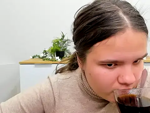 AdeleCruz online show from 25, 1, 2025