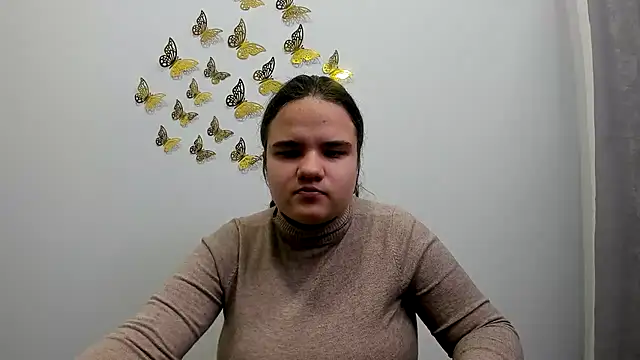 AdeleCruz online show from 1, 2, 2025